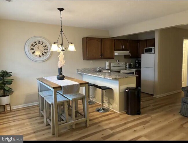 2701 Gull Way-Unit -2 in Ocean City, MD - Foto de edificio - Building Photo