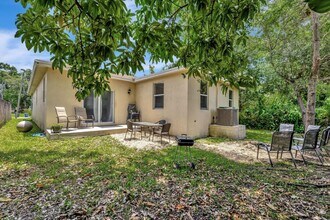 1816 SW 21st St in Fort Lauderdale, FL - Building Photo - Building Photo