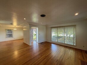 1911 H St in Eureka, CA - Building Photo - Building Photo