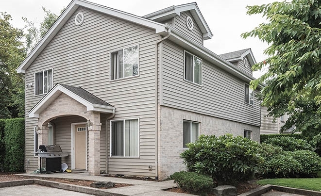 Arista Townhomes in Milwaukie, OR - Building Photo