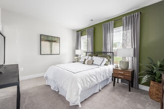 HoneyGo Run Apartments in Perry Hall, MD - Building Photo - Interior Photo