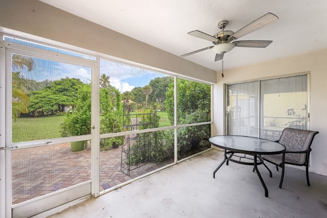 property at 1201 Solana Rd