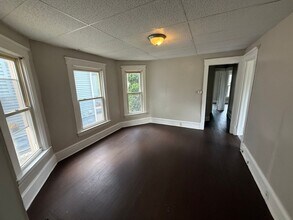 700 E 117th St in Cleveland, OH - Building Photo - Building Photo