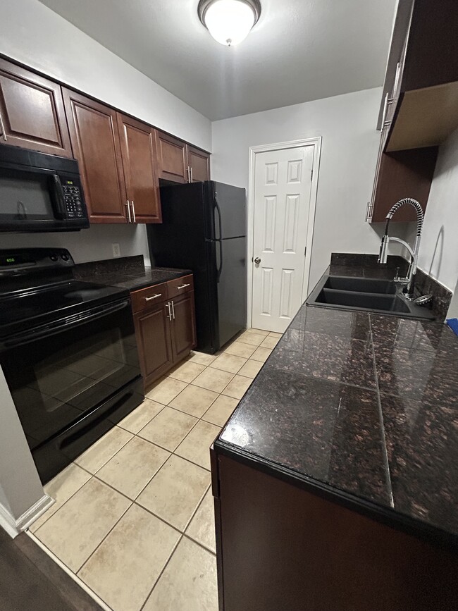 109 Prescott Place, Unit 109 Prescott Place