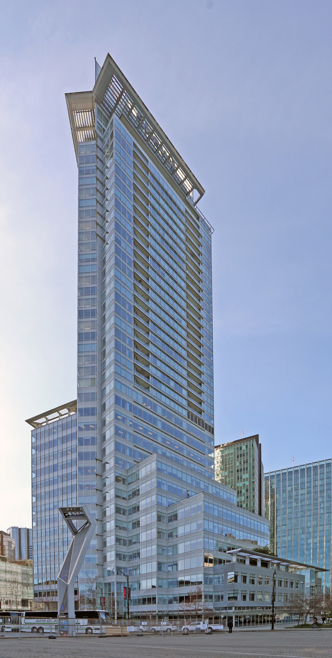 Shaw Tower in Vancouver, BC - Building Photo - Building Photo