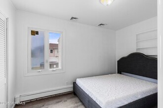 297 Highland Ave in Long Branch, NJ - Building Photo - Building Photo