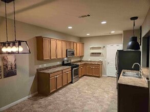 13911 Rock Range Ln in Houston, TX - Foto de edificio - Building Photo