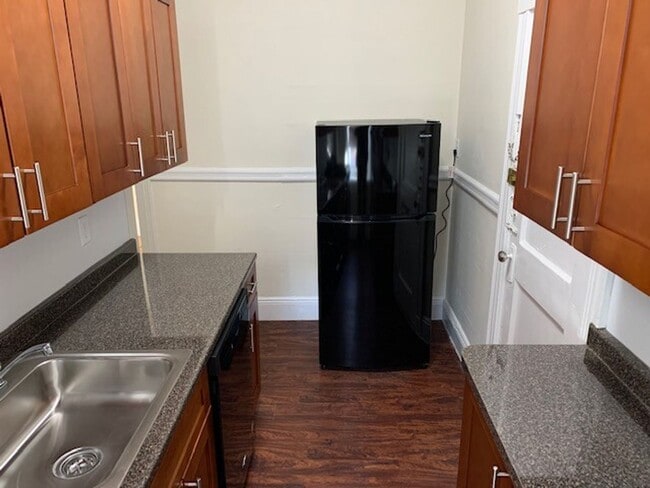 11 Egremont Rd in Boston, MA - Building Photo - Building Photo