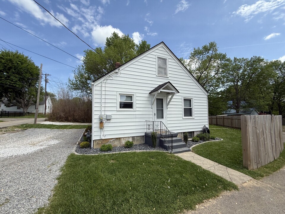 219 Quince Alley in Elizabethtown, KY - Building Photo