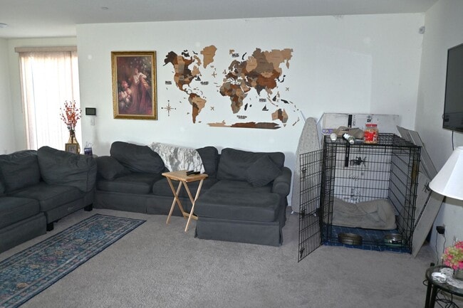 8249 Peterborough Wy in Elk Grove, CA - Building Photo - Building Photo