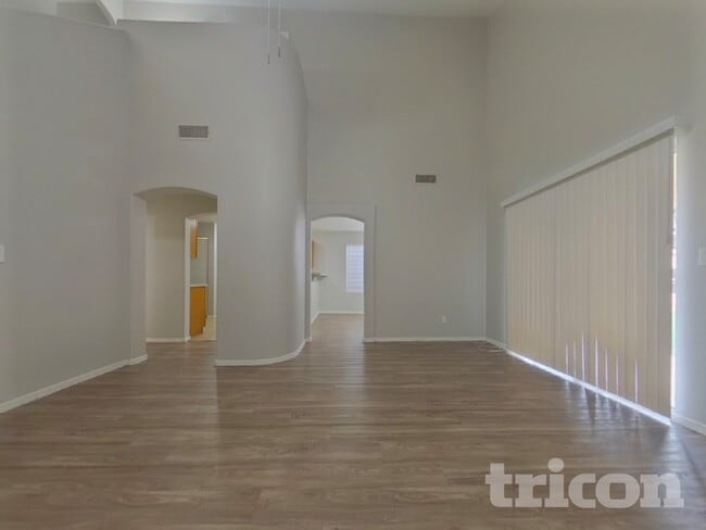 1116 W Villa Maria Dr in Phoenix, AZ - Building Photo - Building Photo