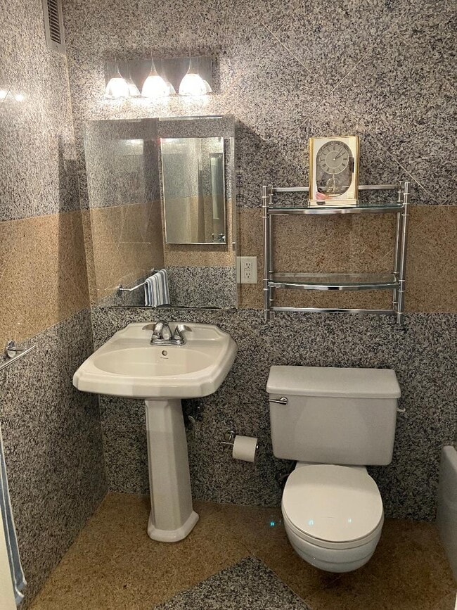 1 Gold St in Hartford, CT - Building Photo - Building Photo