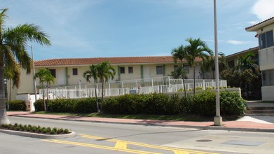 Southwind Apartments in Miami Beach, FL - Building Photo - Other