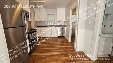 203 Portsmouth Ave in Manchester, NH - Building Photo - Building Photo