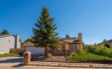2013 Ambleside Dr in Colorado Springs, CO - Building Photo - Building Photo