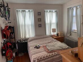 28 Grove St, Unit 7 in Boston, MA - Building Photo - Building Photo