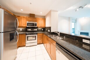 475 Redwood St in San Diego, CA - Building Photo