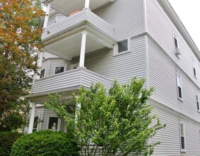 2 Gilson Terrace in Somerville, MA - Building Photo - Building Photo