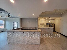 219 Central Ave NW in Albuquerque, NM - Building Photo