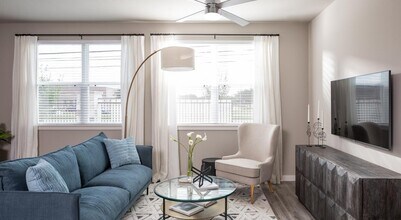 19770 Clay Rd, Unit B1P6 in Katy, TX - Building Photo - Building Photo