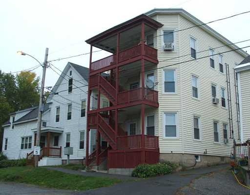 7 Harvey St in Biddeford, ME - Foto de edificio