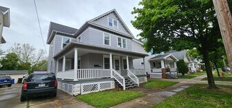 10325-10325 Bernard Ave in Cleveland, OH - Building Photo