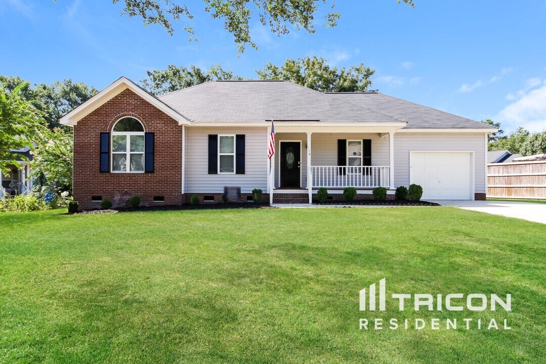 118 Goldleaf St in Lexington, SC - Building Photo