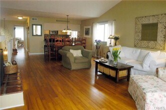 1525 Carver St in Redondo Beach, CA - Building Photo - Building Photo