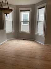 2172 W Eastwood Ave, Unit Apt 1 in Chicago, IL - Building Photo - Building Photo
