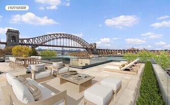 18-11 21st Dr in Queens, NY - Building Photo