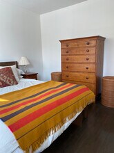 20 Clark St, Unit 2ndfloor in New Haven, CT - Foto de edificio - Building Photo