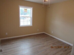 990 Mayfield Dr in Sumter, SC - Building Photo - Building Photo