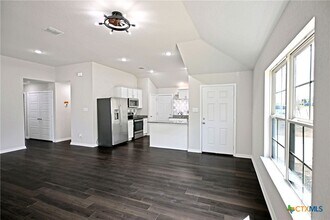 2973 Greenbriar Rd in Seguin, TX - Building Photo - Building Photo