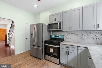 2725 E Indiana Ave in Philadelphia, PA - Building Photo - Building Photo
