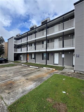 property at 2513 Pasadena Ave