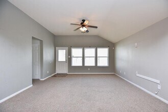 3102 Apple Dale Dr in Houston, TX - Building Photo - Building Photo