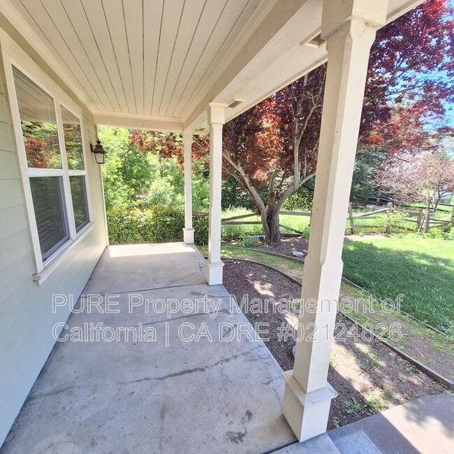 7124 Marsh Way in Cotati, CA - Building Photo - Building Photo