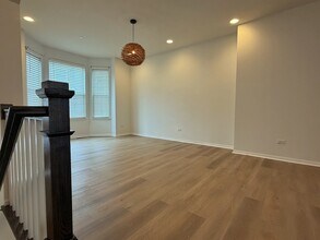 4424 Monroe Ct in Naperville, IL - Building Photo - Building Photo