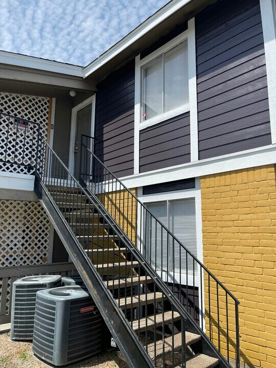 12615 Ashford Meadow Dr in Houston, TX - Foto de edificio