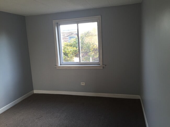 5586 S Archer Ave, Unit 3a in Chicago, IL - Building Photo - Building Photo