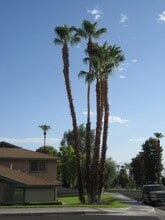 72673 Raven Rd, Unit #4 in Palm Desert, CA - Building Photo - Building Photo