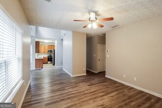 7047 Red Maple Ln in Lithonia, GA - Building Photo - Building Photo