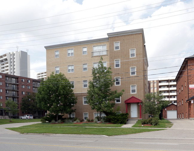 60 University Ave E in Waterloo, ON - Building Photo - Building Photo