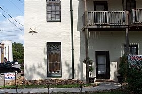 519 Spring St in Columbus, TX - Foto de edificio - Building Photo