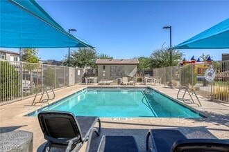 12728 Feathersong in Henderson, NV - Building Photo - Building Photo