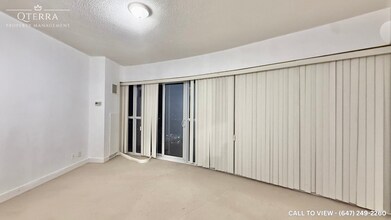 60 Absolute Av in Mississauga, ON - Building Photo - Building Photo