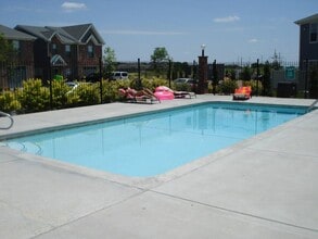 6331 Lakeside Ln in Lawrence, KS - Building Photo - Building Photo