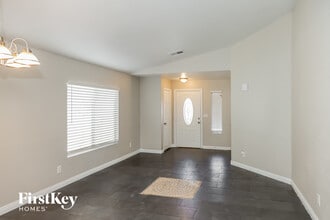 6561 Duck Hill Springs Dr in Las Vegas, NV - Building Photo - Building Photo