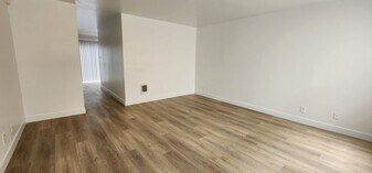 478 HUNT PK in Norwalk, CA - Building Photo