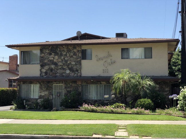 property at 312 E Live Oak St